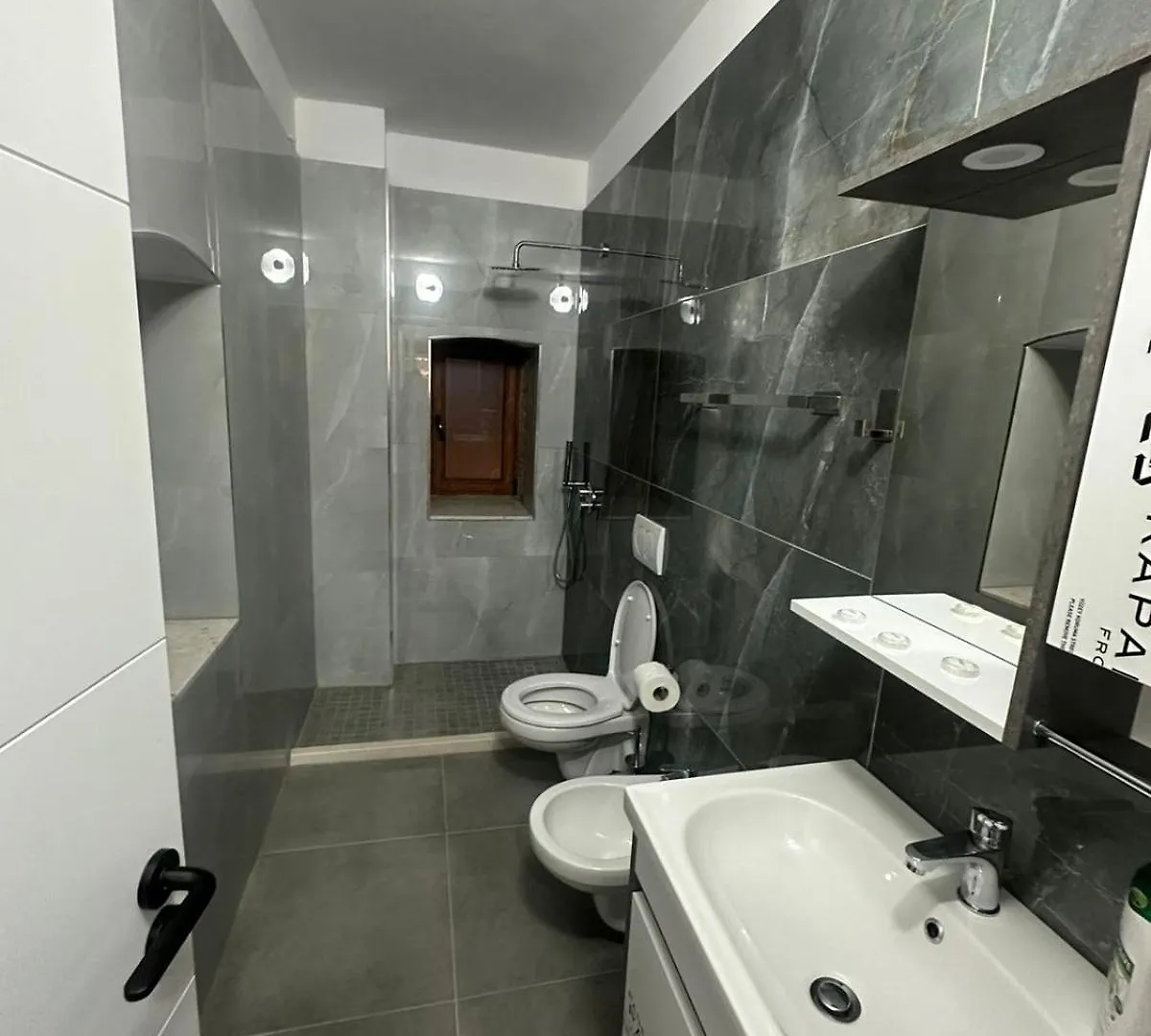 Bujtina Cupa Hotel Klos Gasthuis