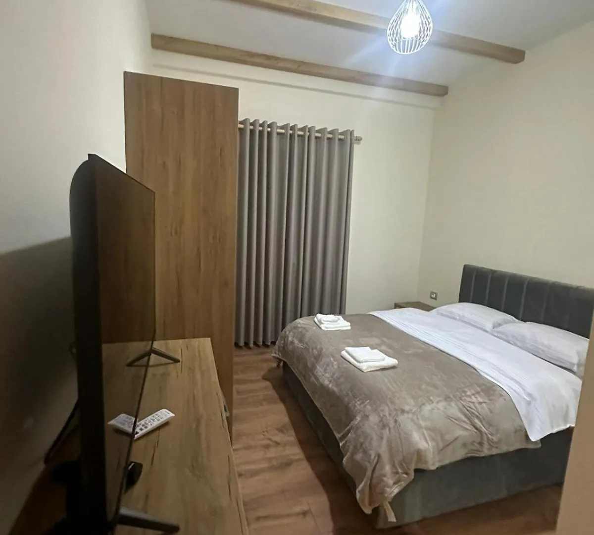 Gasthuis Bujtina Cupa Hotel Klos