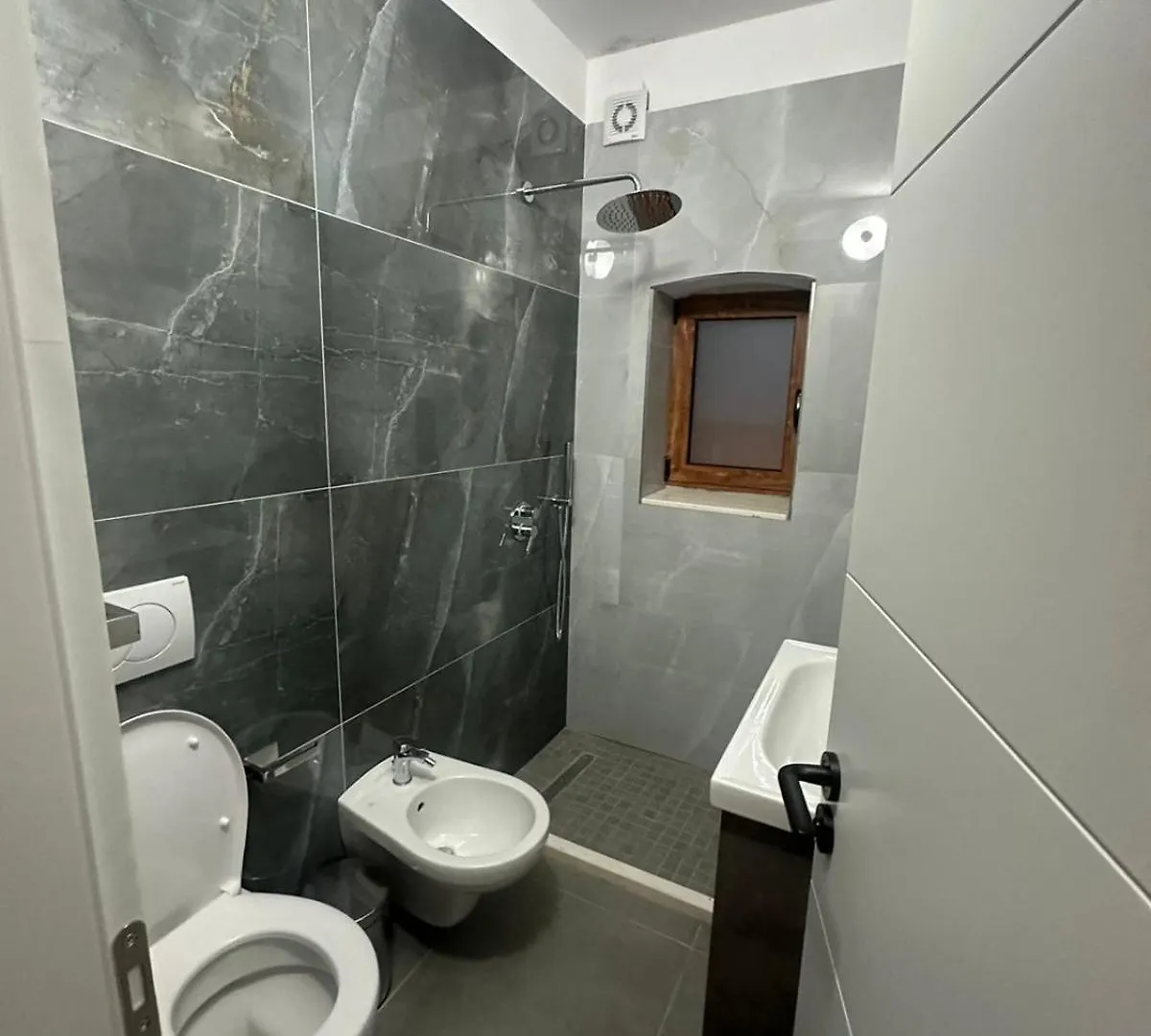 Bujtina Cupa Hotel Klos