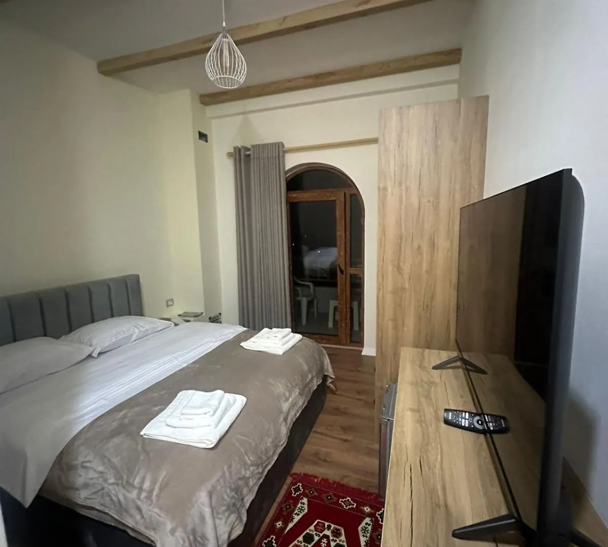 Bujtina Cupa Hotel Klos 0*,