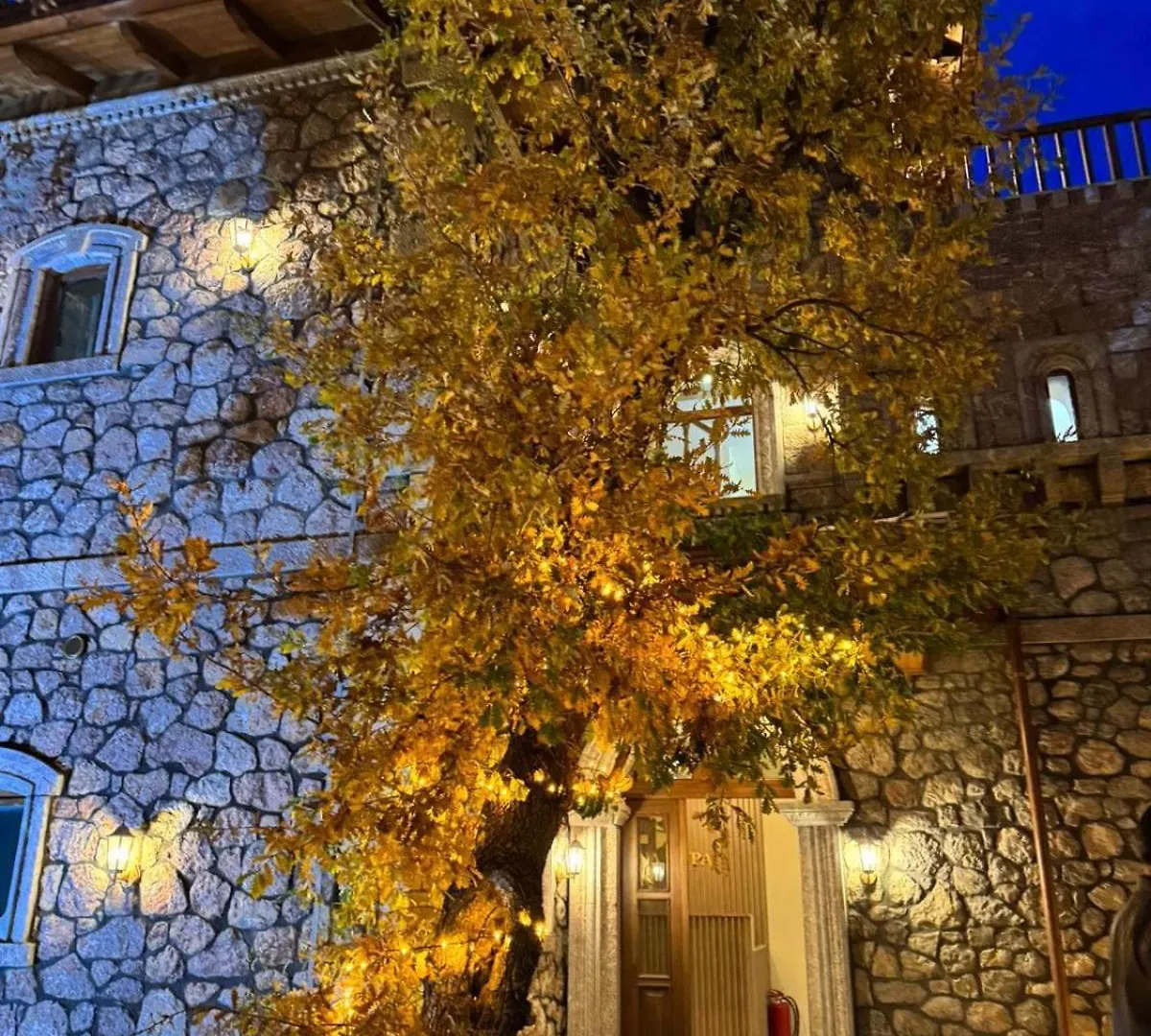 Bujtina Cupa Hotel Klos 0*,  Albanië